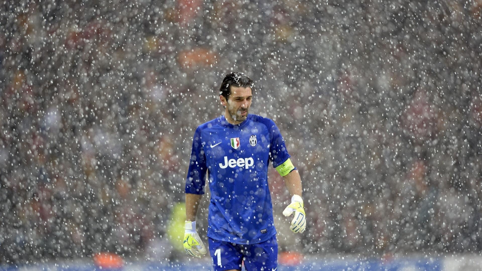 皇马欧冠客战利物浦,阿诺德重返安菲尔德成焦点